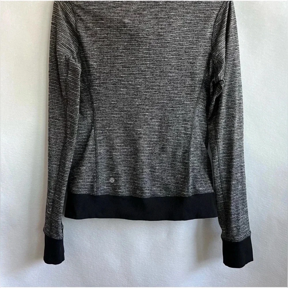 EUC Lululemon Be Present Jacket Coco Pique Black Size 8 Thumbholes Zip Closure